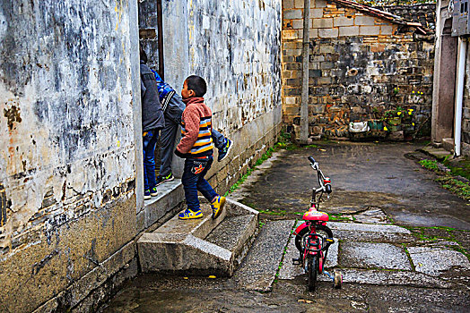 bắt lô trượt